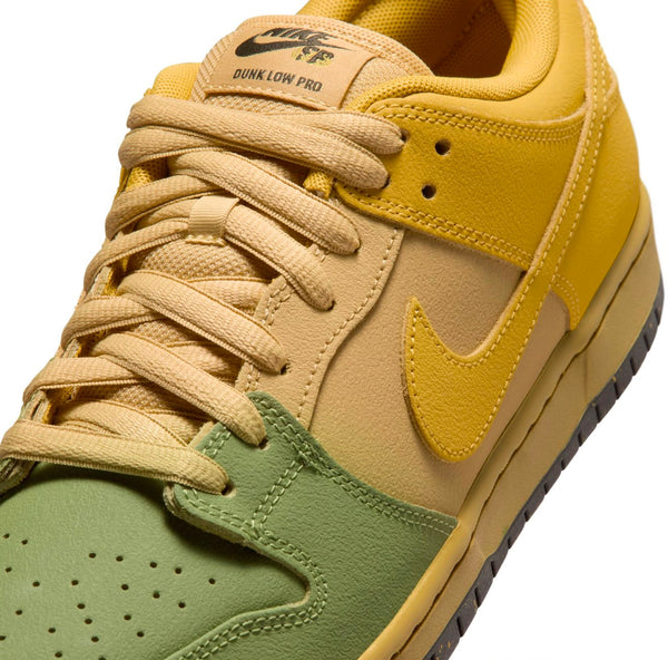 Nike SB Dunk Low Saffron Quartz PREORDER