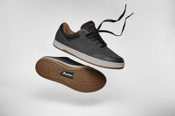 Etnies - Marana Dark Grey/Black/Red PREORDER - Sneakers