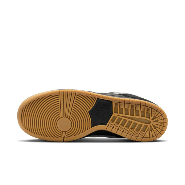 Nike SB Dunk Low Black White Gum PREORDER - Sneakers