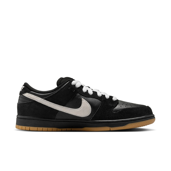 Nike SB Dunk Low Black White Gum PREORDER - Sneakers