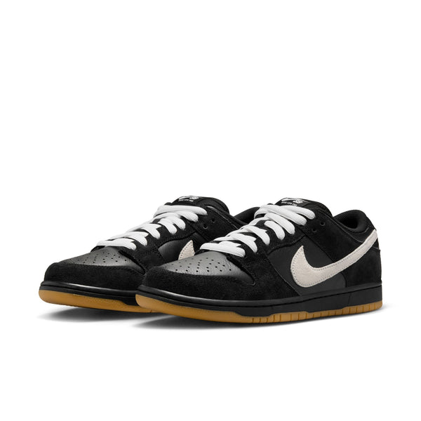 Nike SB Dunk Low Black White Gum PREORDER - Sneakers