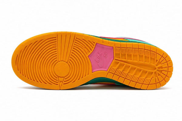 Nike SB Dunk Low Green Noise/Watermelon PREORDER - Sneakers