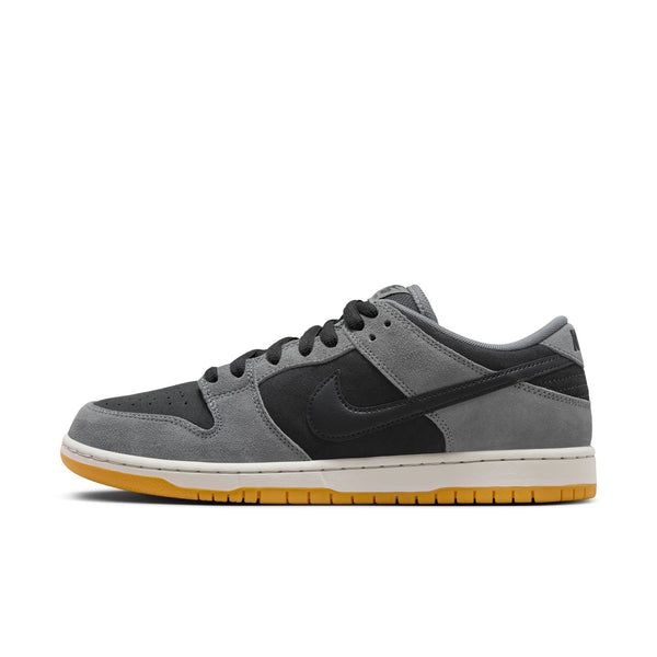 Nike SB Dunk Low Pro Black and Smoke Grey PREORDER - Sneakers