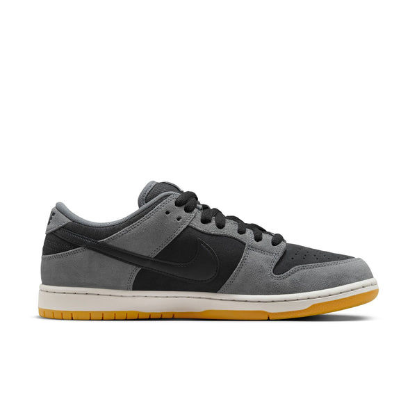 Nike SB Dunk Low Pro Black and Smoke Grey PREORDER - Sneakers