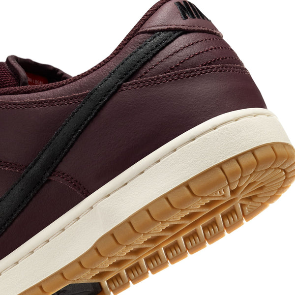 Nike SB Dunk Low Pro Burgundy Crush PREORDER - Sneakers
