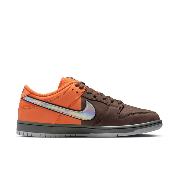 Nike SB Dunk Low Pro Muni Fast Pass PREORDER - Sneakers
