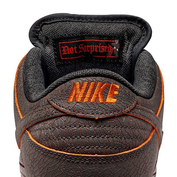 Nike SB Dunk Low Pro Premium - DK Smoke Grey / Campfire Orange "Krampus" PREORDER - Sneakers