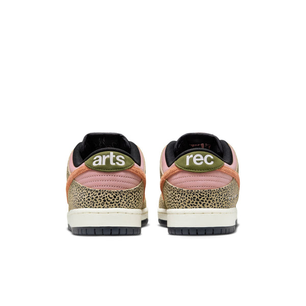 Nike SB Dunk Low x Arts - Rec PREORDER - Sneakers