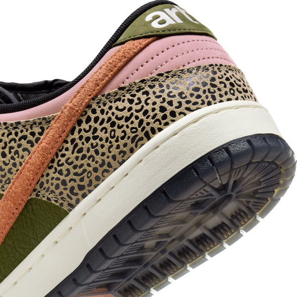 Nike SB Dunk Low x Arts - Rec PREORDER - Sneakers
