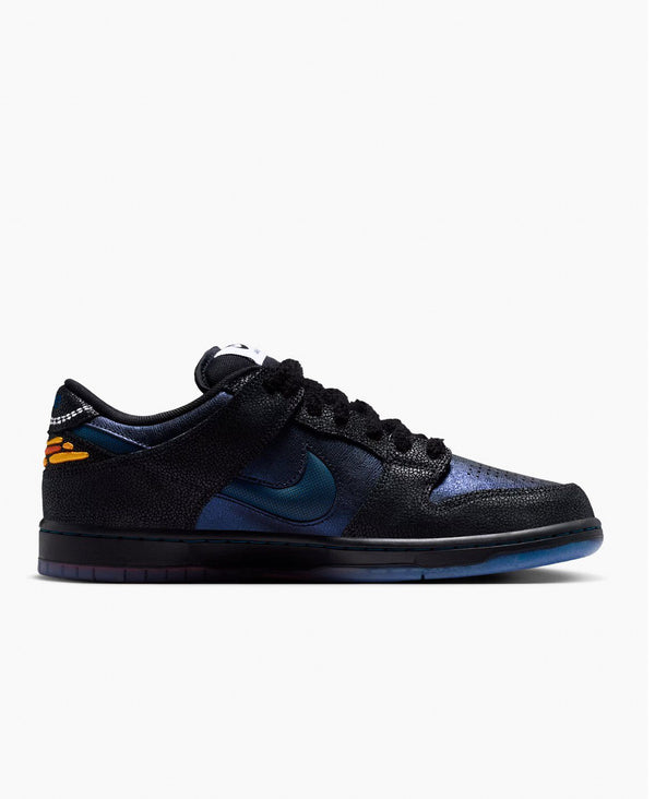 Nike SB Dunk Low x Bluetile-Pitch Blue and Black -Pre Order (מגיע 30.8) - Sneakers