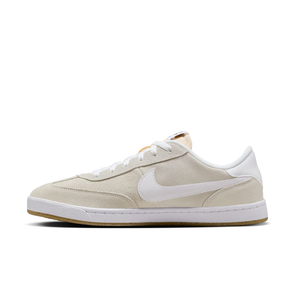 Nike SB FC Classic Skate Shoes PREORDER - Sneakers