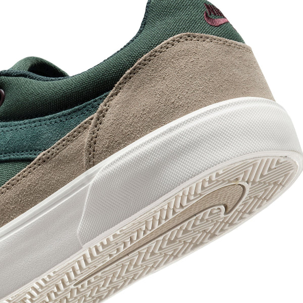 Nike SB Malor Seaweed / Burgundy Crush Khaki Phantom PREORDER - Sneakers