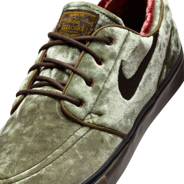 Nike SB Zoom Janoski OG+ SE "City Of Cinema" PREORDER - Sneakers