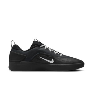 Nike SB Zoom Nyjah 4 Black White PREORDER - Sneakers