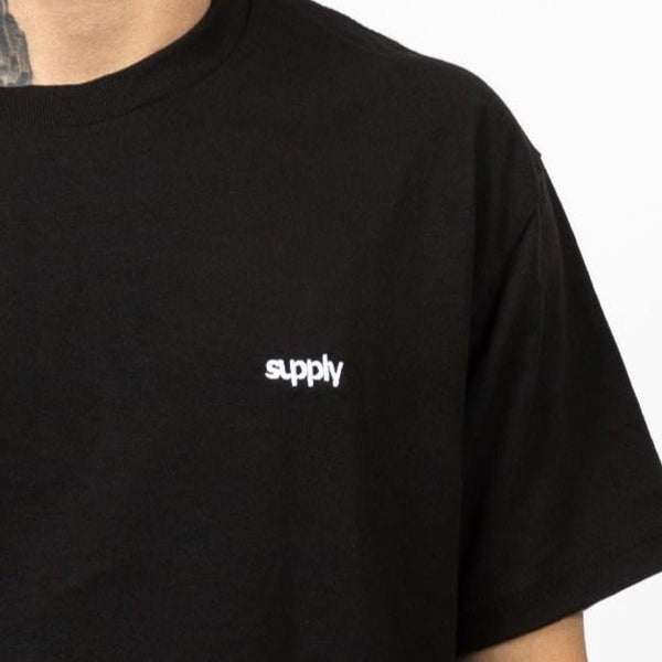 Supply Classic T-Shirt - Black - T-Shirt