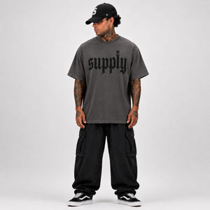 SUPPLY Gothic Logo Tee - Pepper - T-Shirt